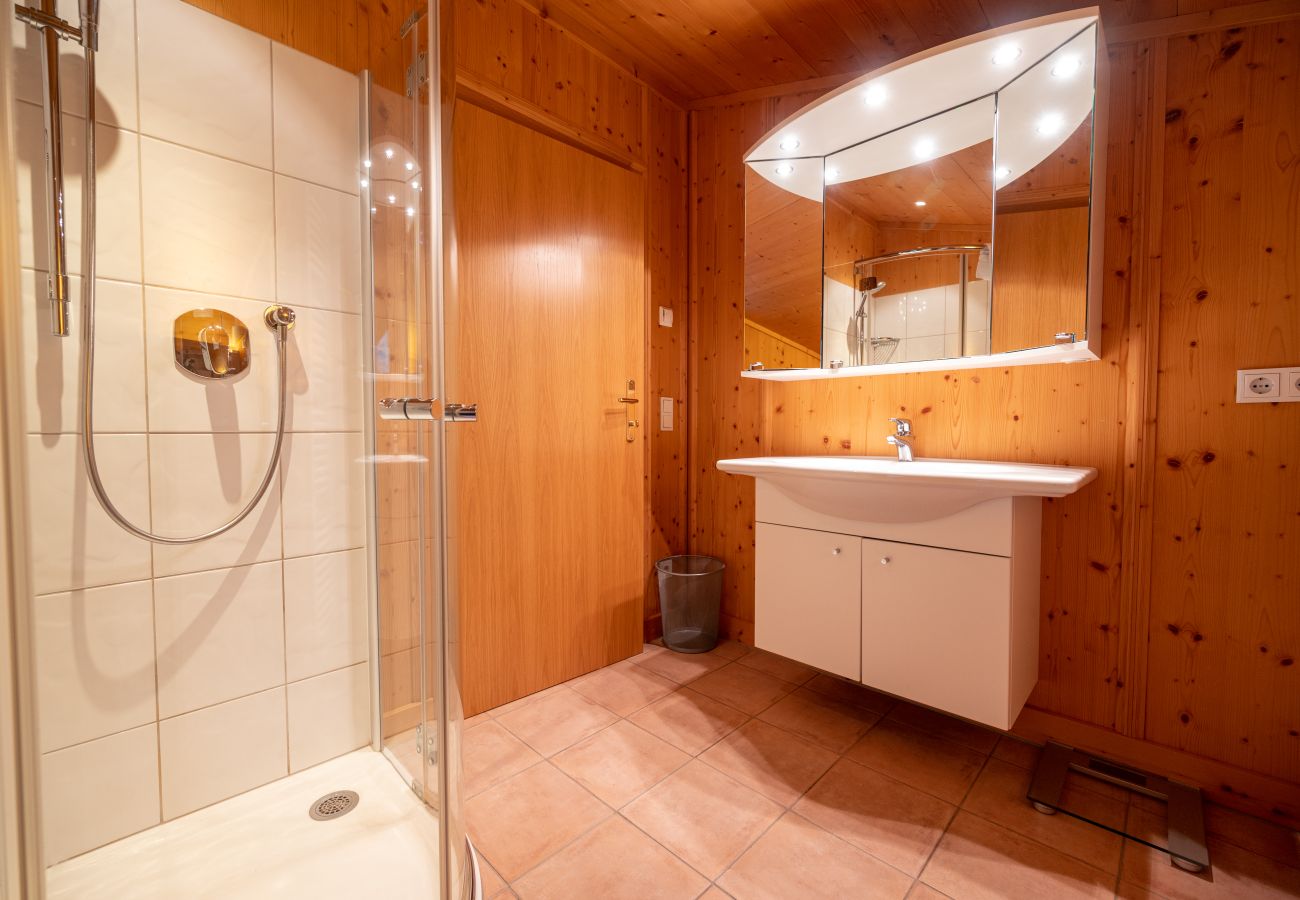 Ferienhaus in Zell am See - Finest Lakeside Villa Zell am See
