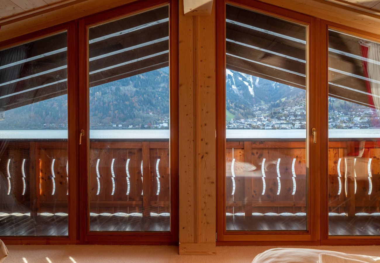 Ferienhaus in Zell am See - Finest Lakeside Villa Zell am See