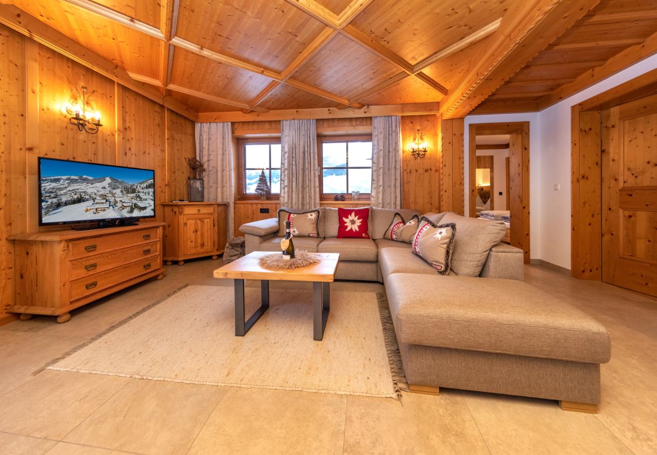 Ferienwohnung in Saalbach - Landhaus Simone - Alpenfeuer / Joker Card