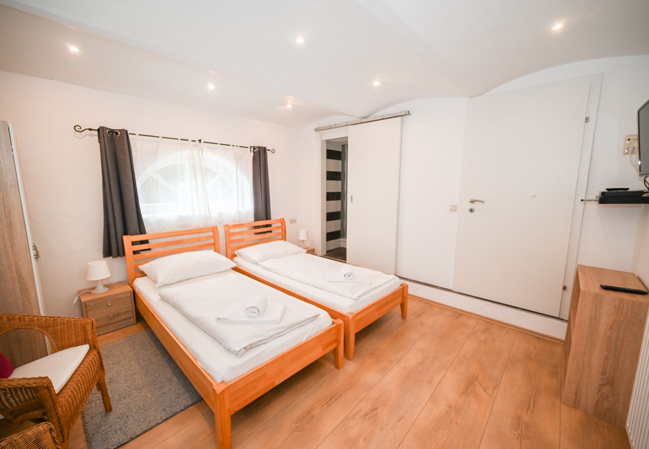 Chalet in Zell am See - Chalet Skilift - Lake View