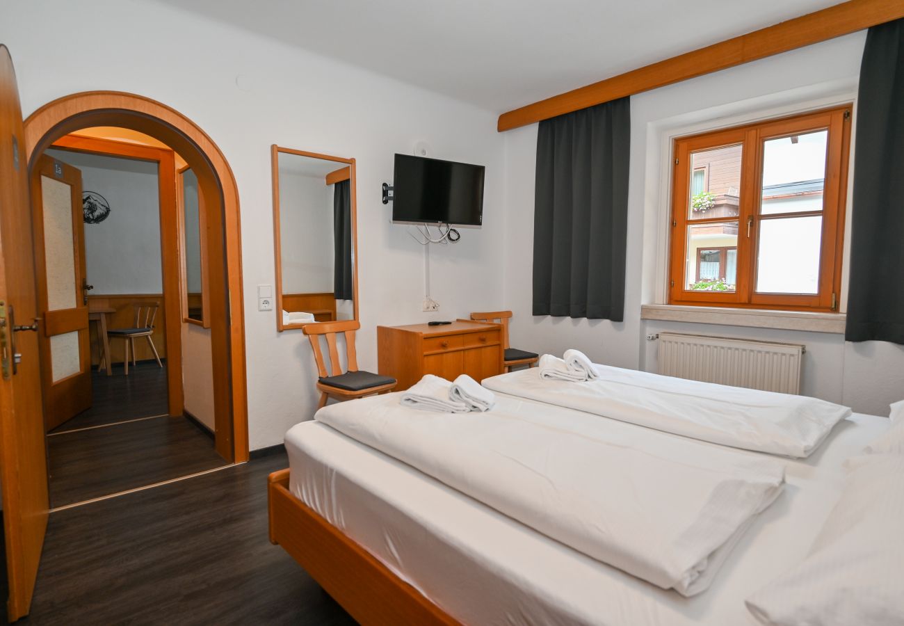 Studio in Zell am See - Schmitten 27 - Room 1 / 200m from ski lift
