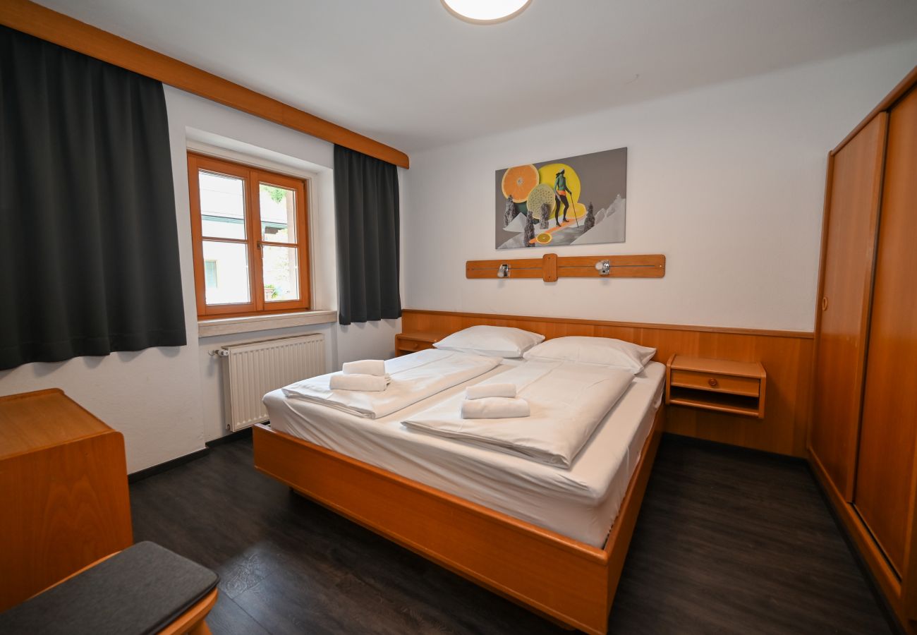 Studio in Zell am See - Schmitten 27 - Room 1 / 200m from ski lift