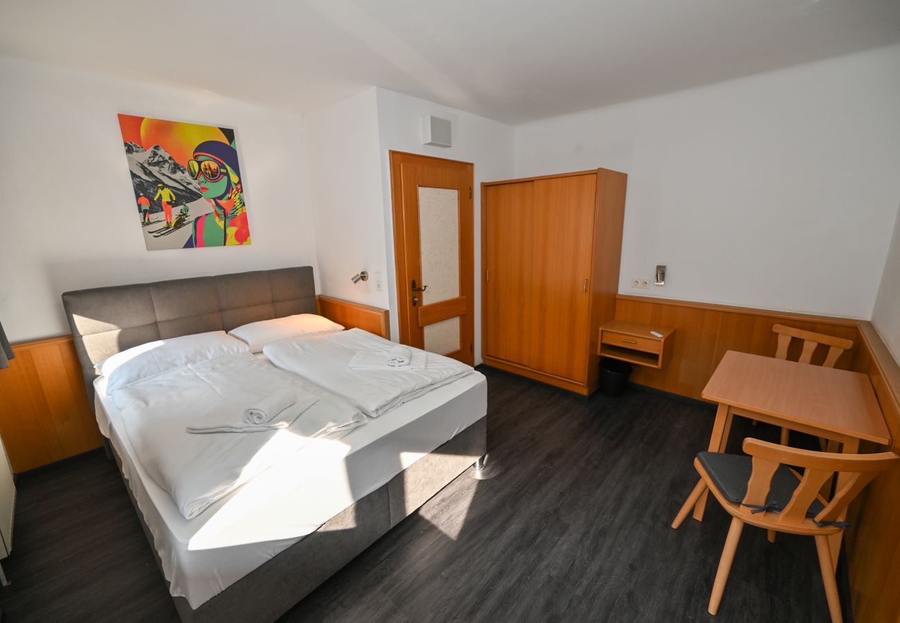 Studio in Zell am See - Schmitten 27 - Room 1 / 200m from ski lift