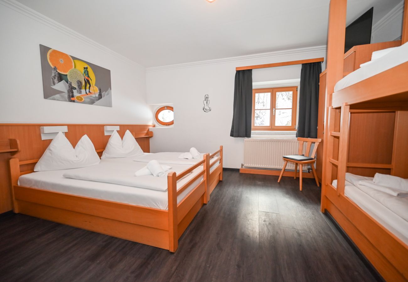 Studio in Zell am See - Schmitten 27 - Room 5 / 200m from ski lift