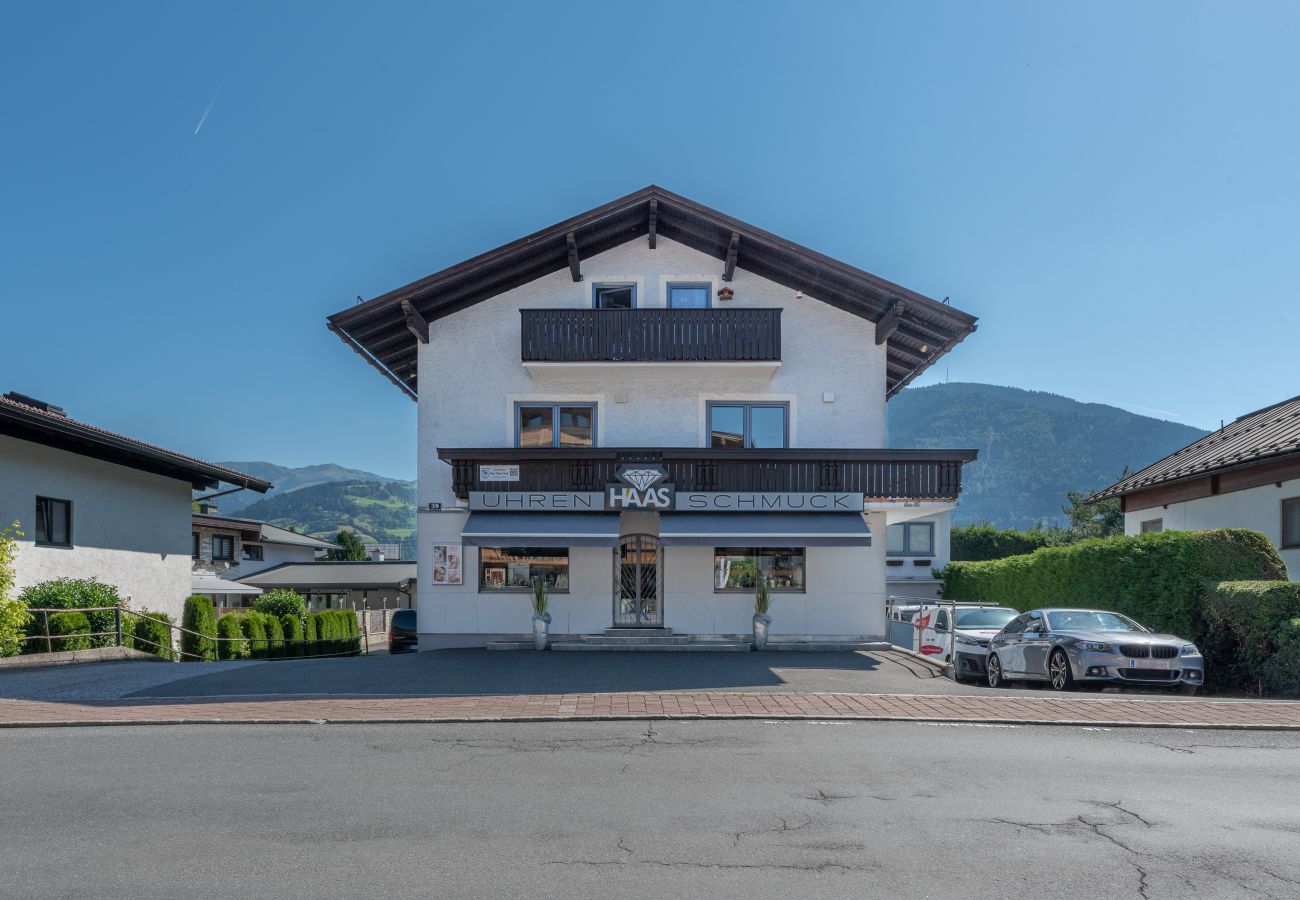 Ferienwohnung in Zell am See - Apartment Lisa, balcony, near AreitXpress